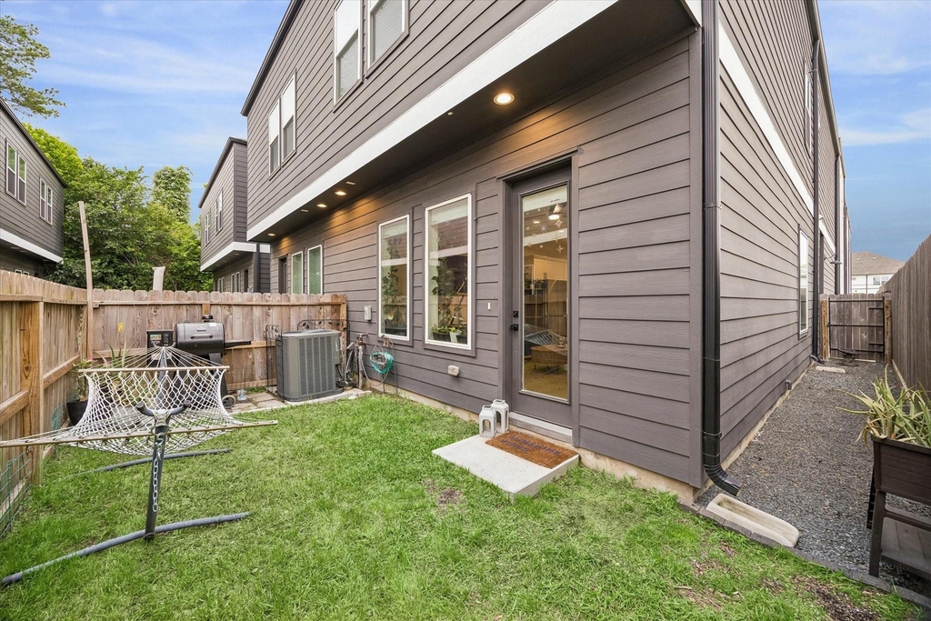 2625 Paul Quinn Street - Photo 21