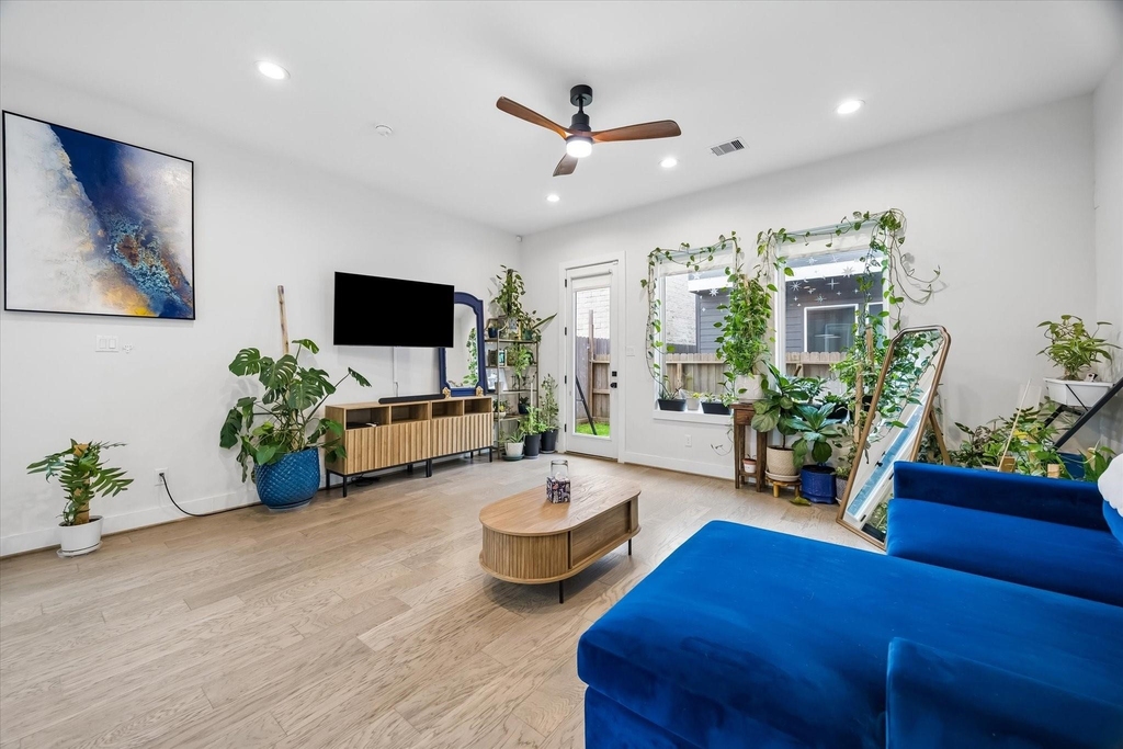 2625 Paul Quinn Street - Photo 6