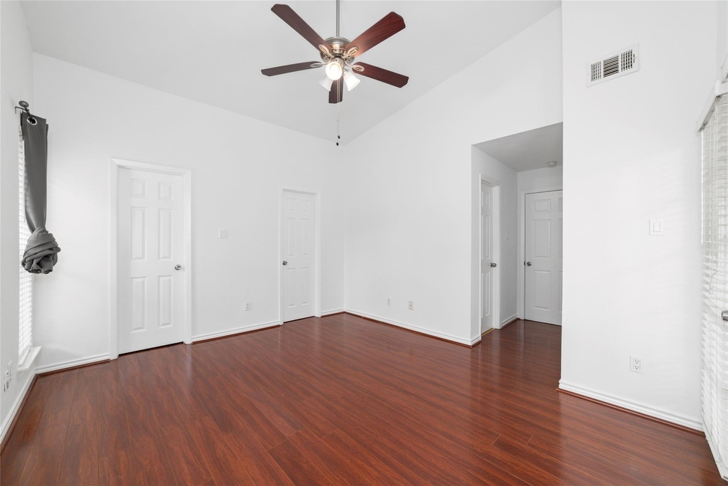 2001 Bering Drive - Photo 18