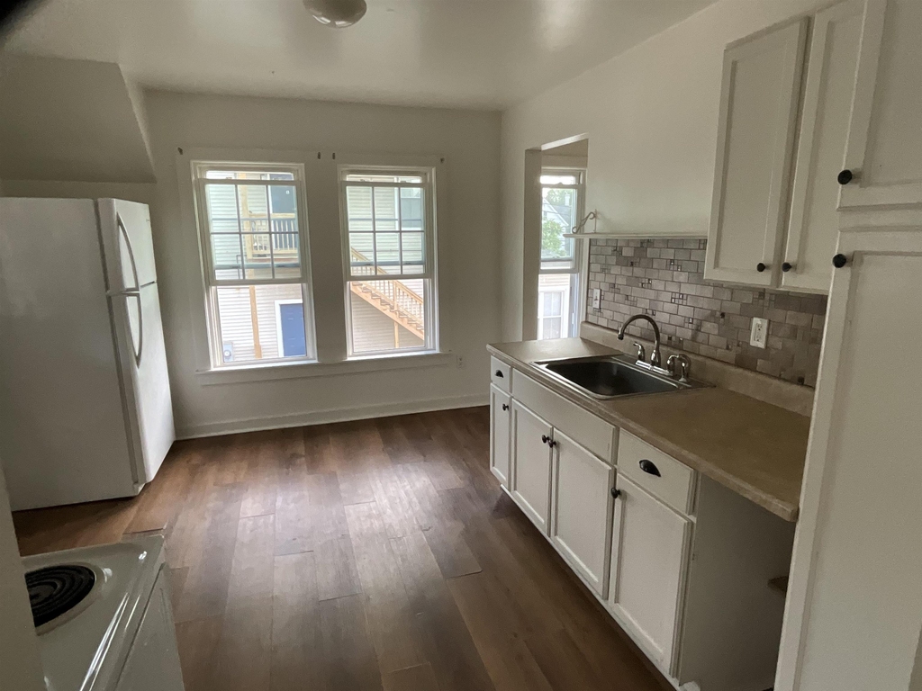 57 Washington - Photo 3