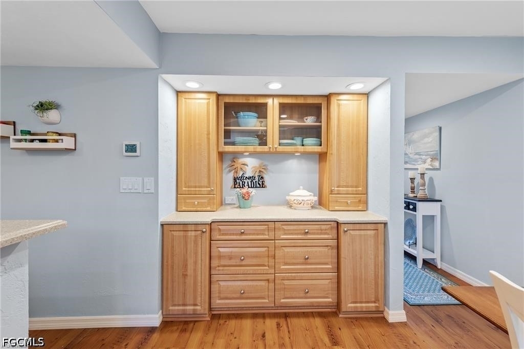 5890 Trailwinds Drive - Photo 4