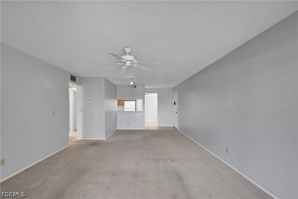 8474 Charter Club Circle - Photo 9