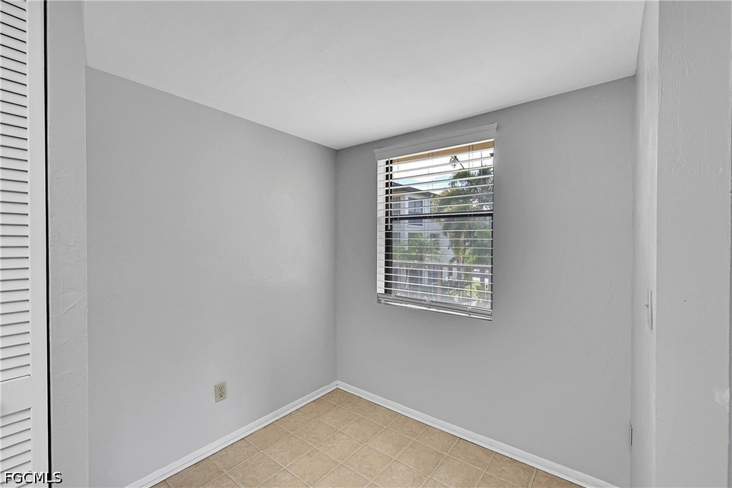 8474 Charter Club Circle - Photo 14