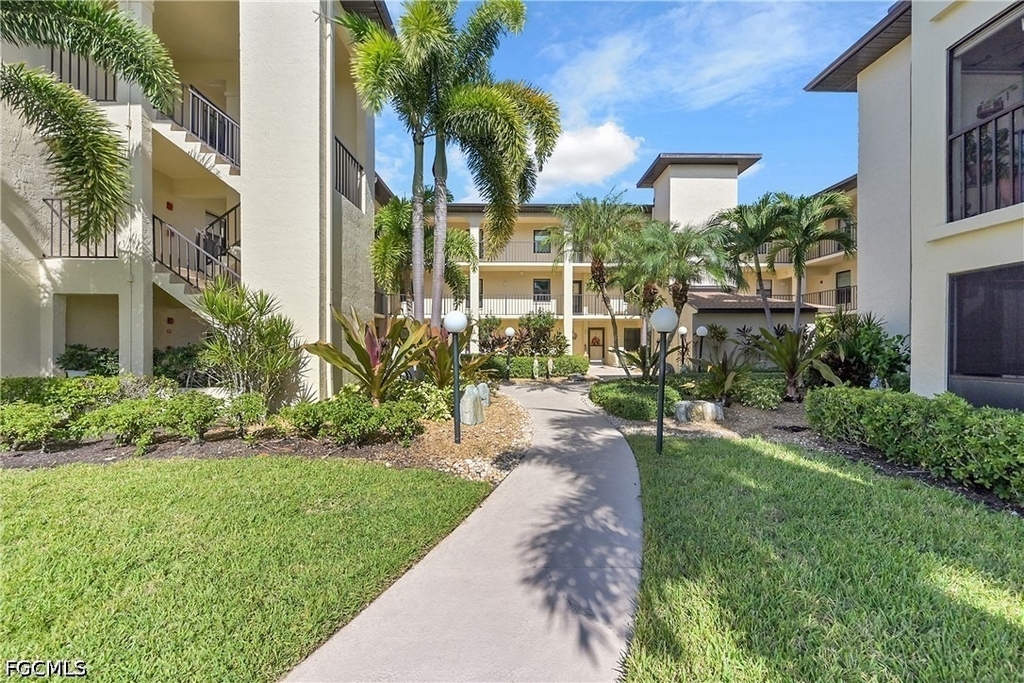 8474 Charter Club Circle - Photo 3