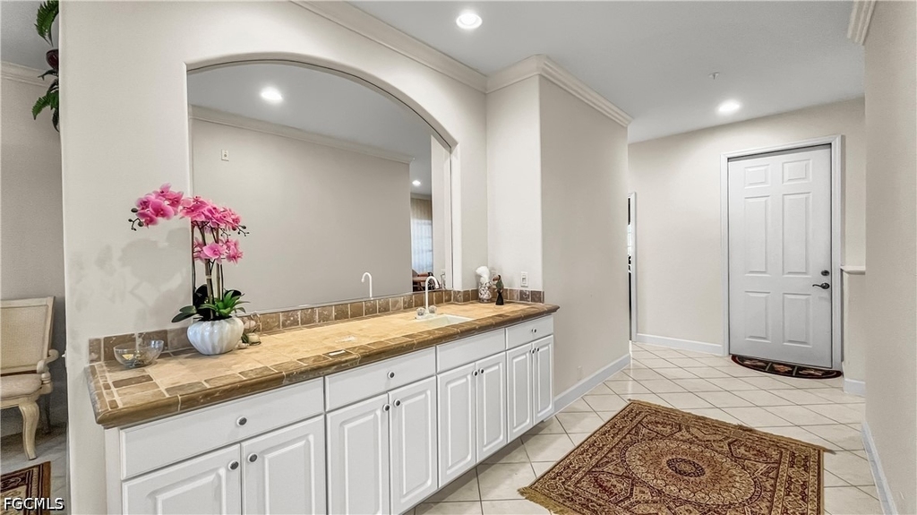 9121 S Southmont Cove - Photo 10