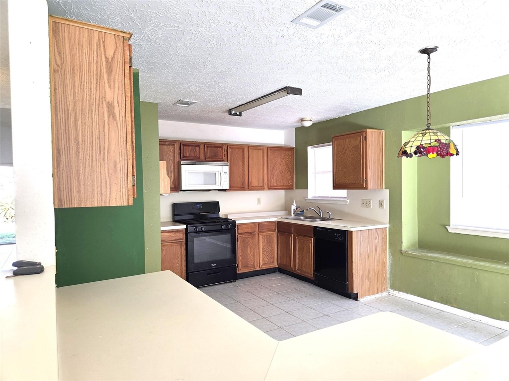 17006 Dusty Mill Drive E - Photo 12