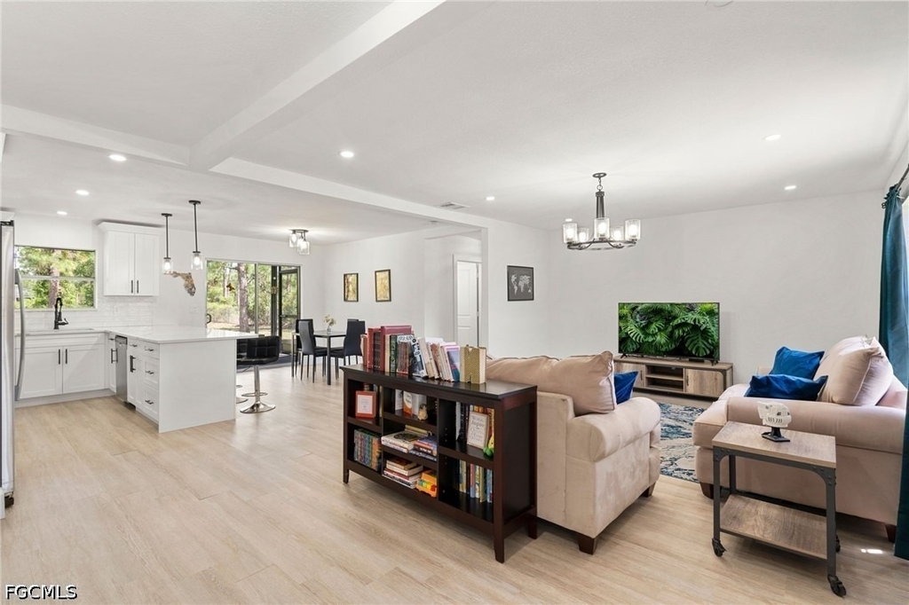 614 Canton Avenue - Photo 2