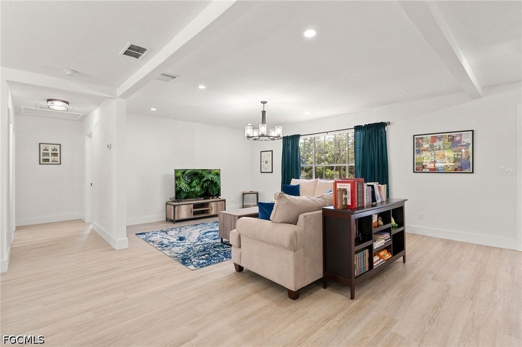 614 Canton Avenue - Photo 3