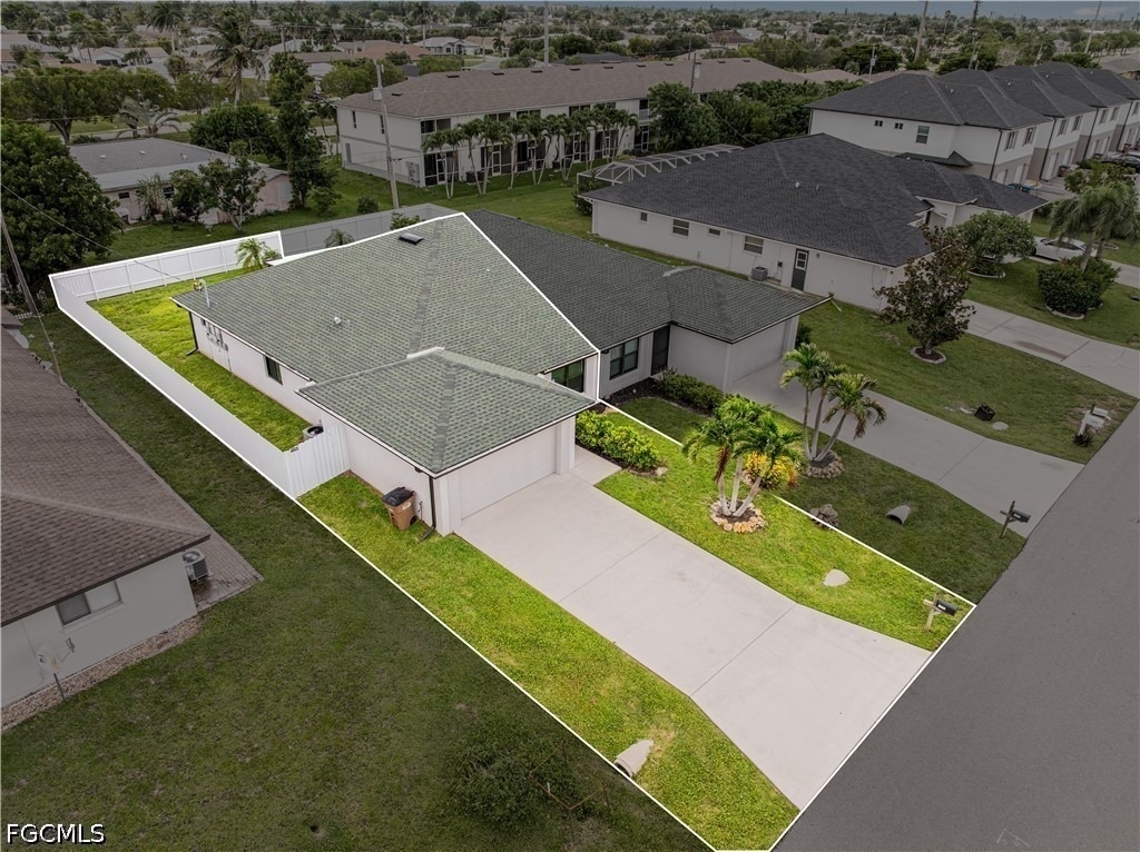 3507 Sw Santa Barbara Place - Photo 2
