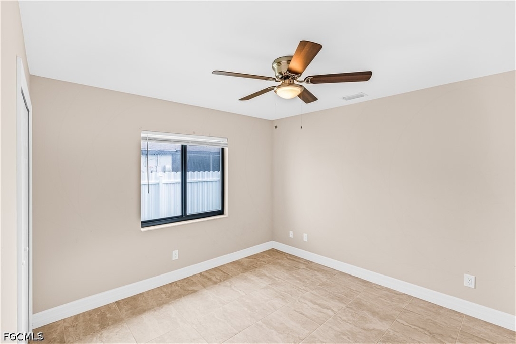 3507 Sw Santa Barbara Place - Photo 9