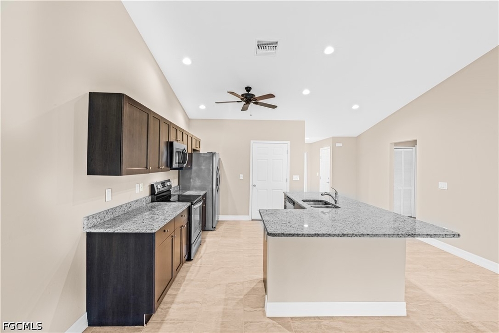 3507 Sw Santa Barbara Place - Photo 15