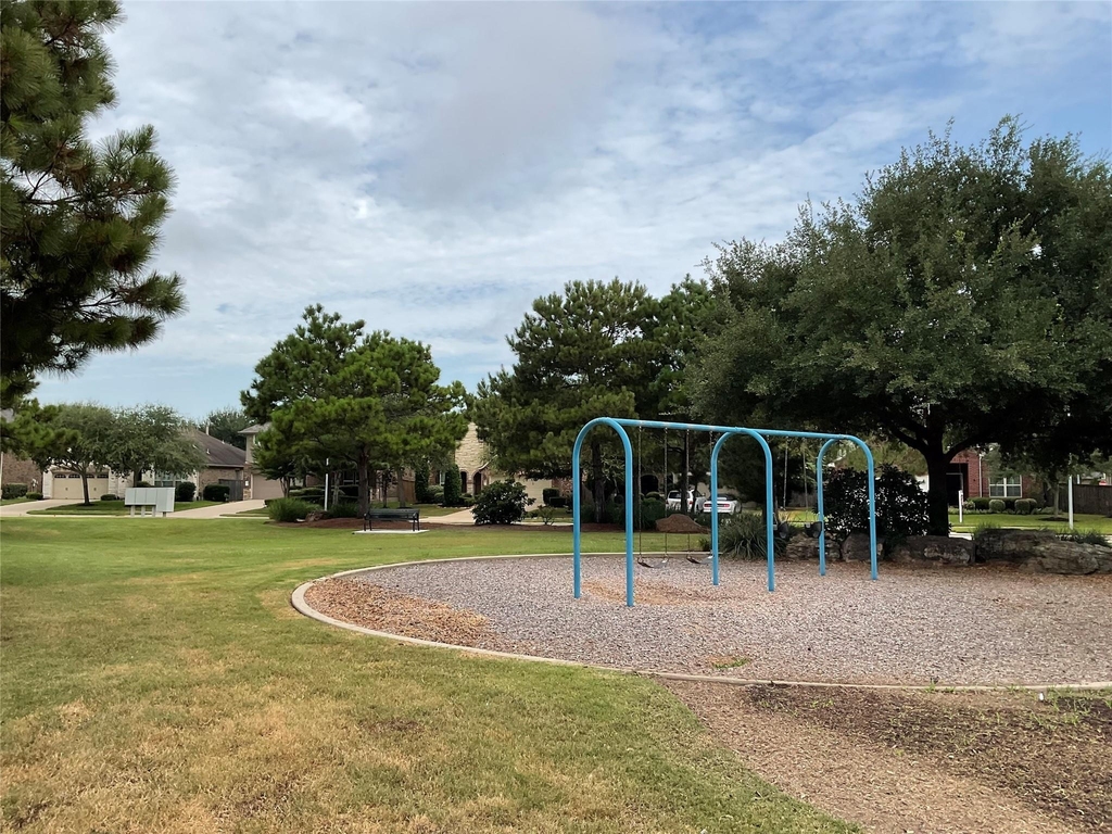 10022 Western Pine Trail - Photo 31