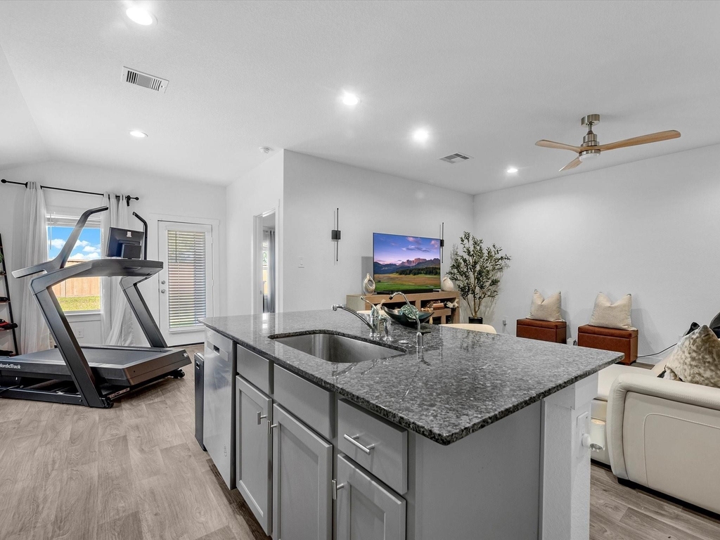 31826 Whittis Hill Way - Photo 5