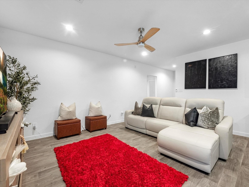 31826 Whittis Hill Way - Photo 6