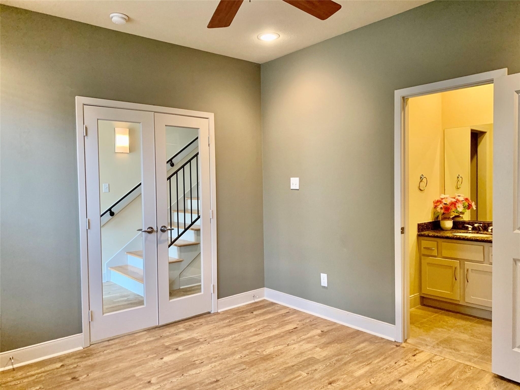 5231 Lillian Street - Photo 5