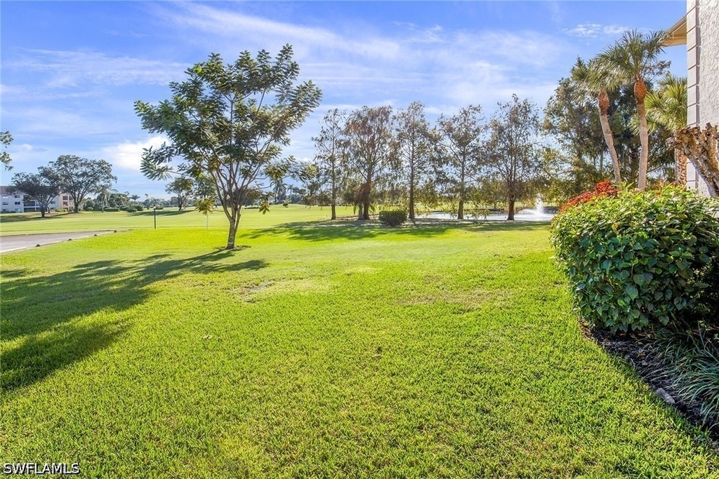 1075 Foxfire Lane - Photo 4