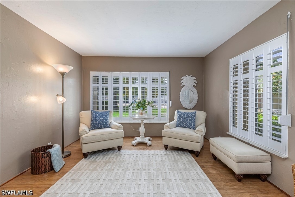 2244 Winkler Avenue - Photo 7