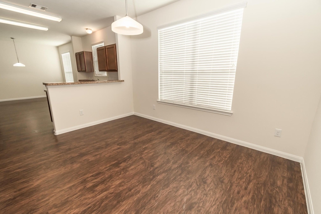 30 Lavida Court - Photo 4
