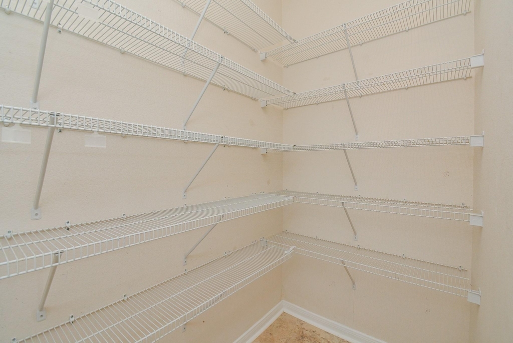 16021 Summerville Lake Drive - Photo 15