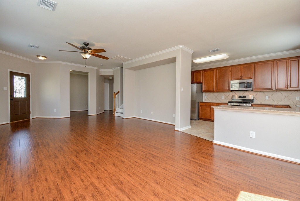 16021 Summerville Lake Drive - Photo 10