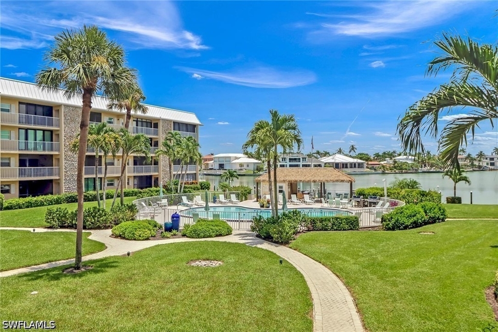 3000 Gulf Shore Boulevard N - Photo 0