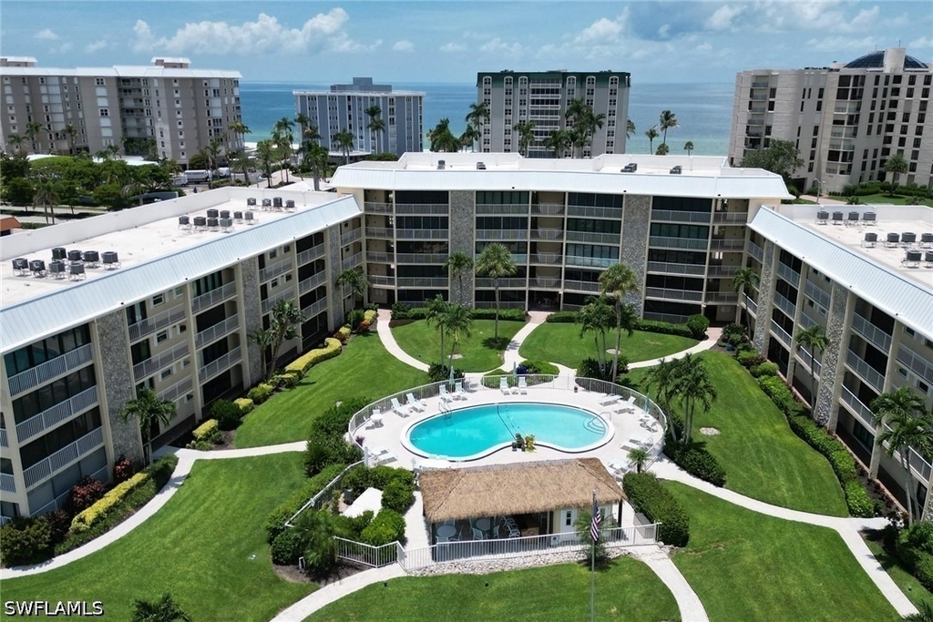 3000 Gulf Shore Boulevard N - Photo 3
