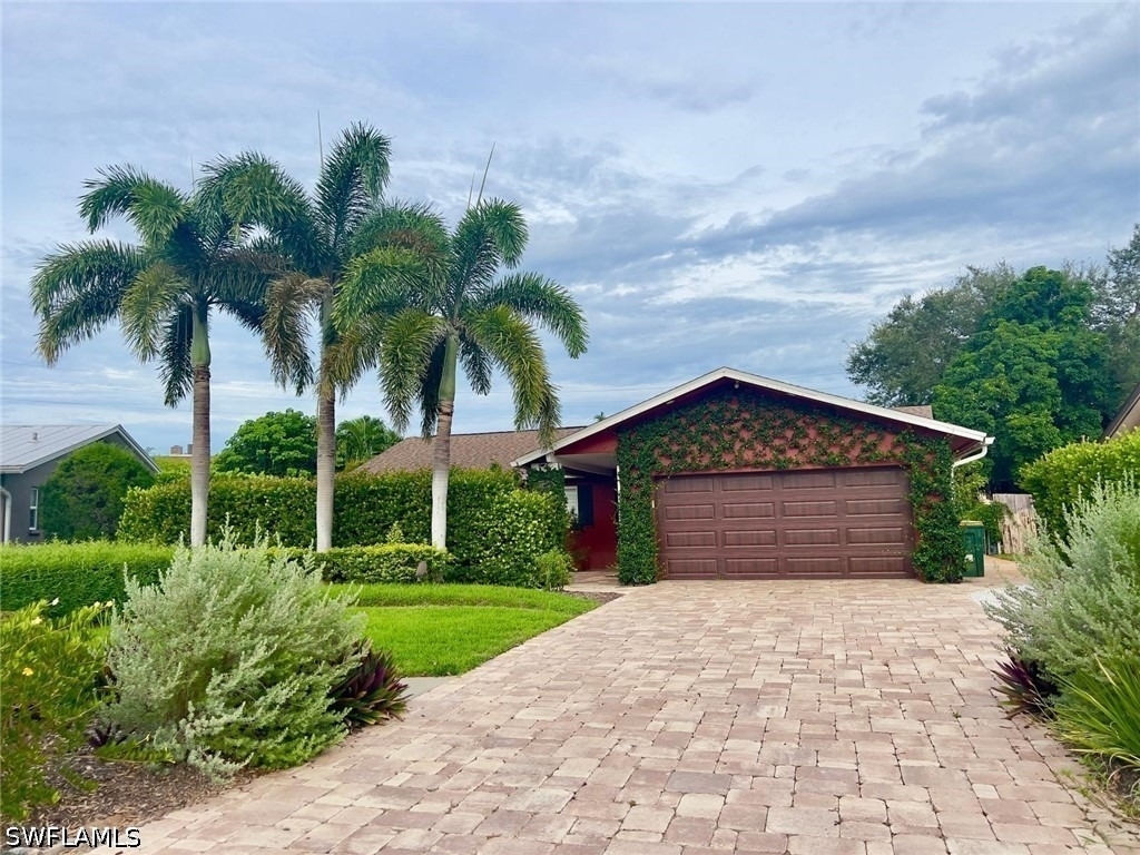 4836 Napoli Drive - Photo 0
