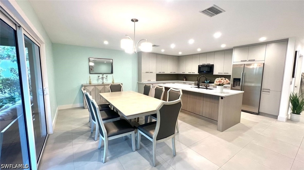 4836 Napoli Drive - Photo 3