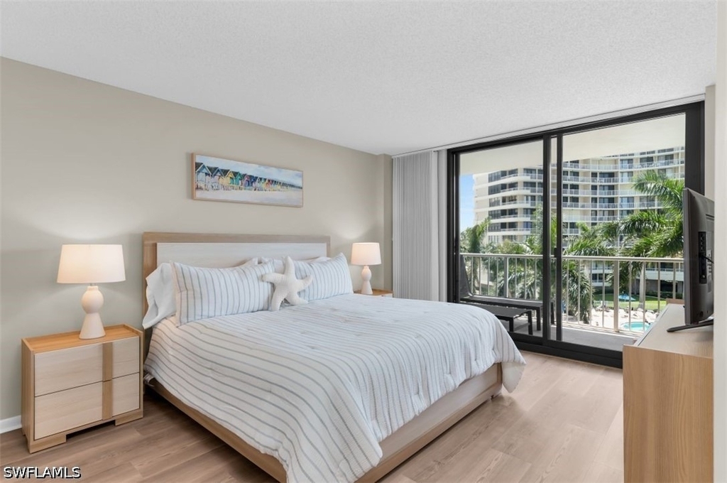440 Seaview Court - Photo 5