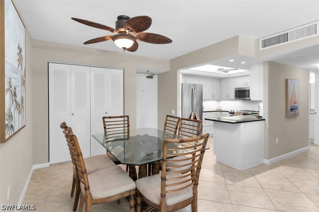 440 Seaview Court - Photo 4