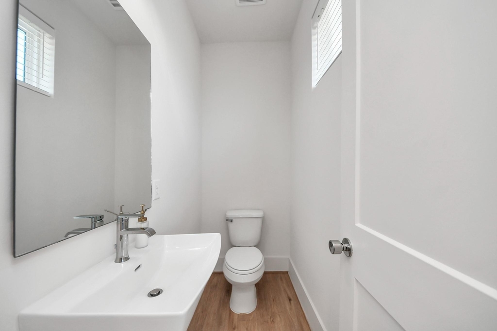 1041 Glen Avenue - Photo 11