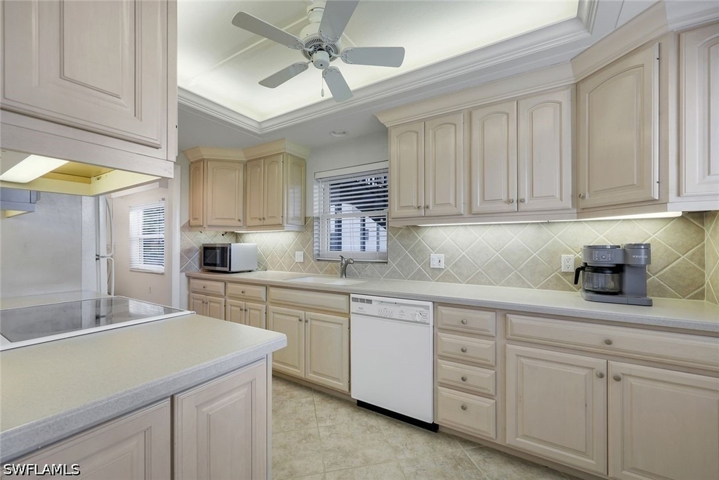 3400 Gulf Shore Boulevard N - Photo 10