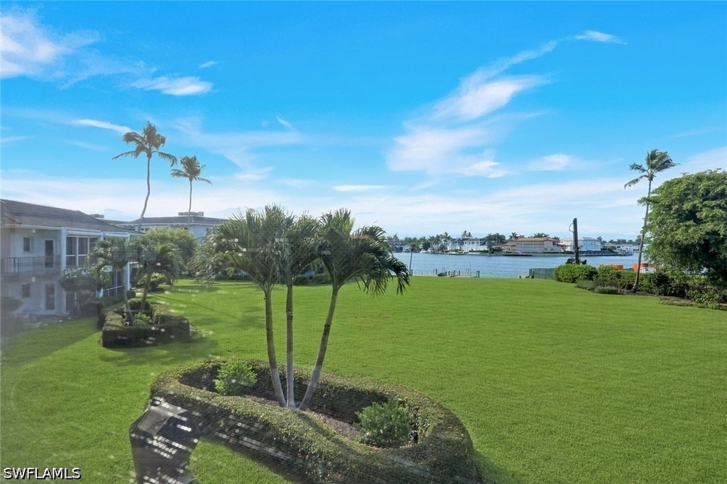 3400 Gulf Shore Boulevard N - Photo 1