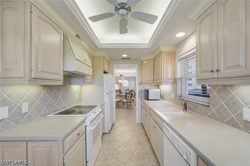 3400 Gulf Shore Boulevard N - Photo 9
