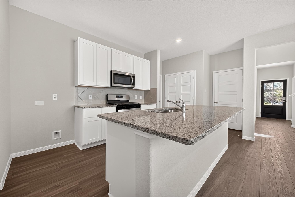 15610 Coneflower Hills Drive - Photo 9