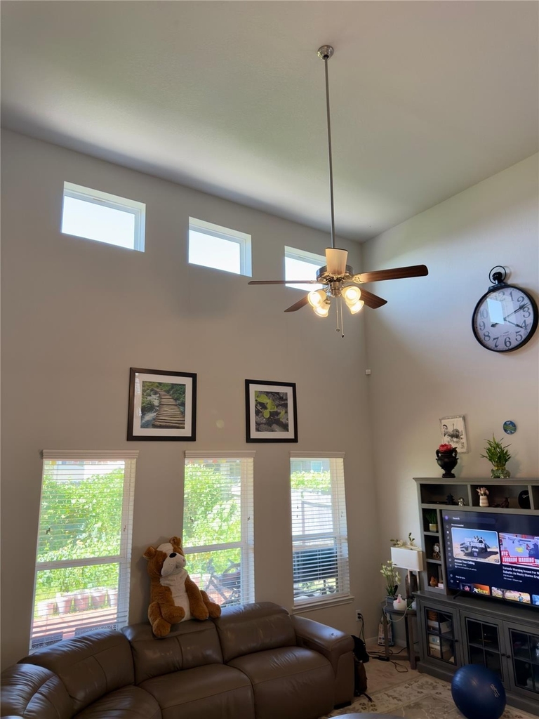15618 Eastern Meadowlark Wy - Photo 4