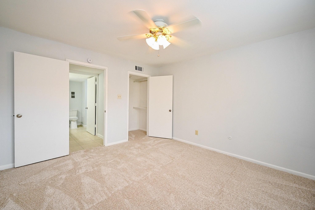 8427 Hearth Drive Drive - Photo 3