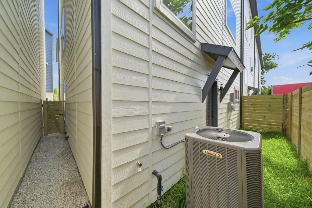 1404 Cedar Post Lane - Photo 30