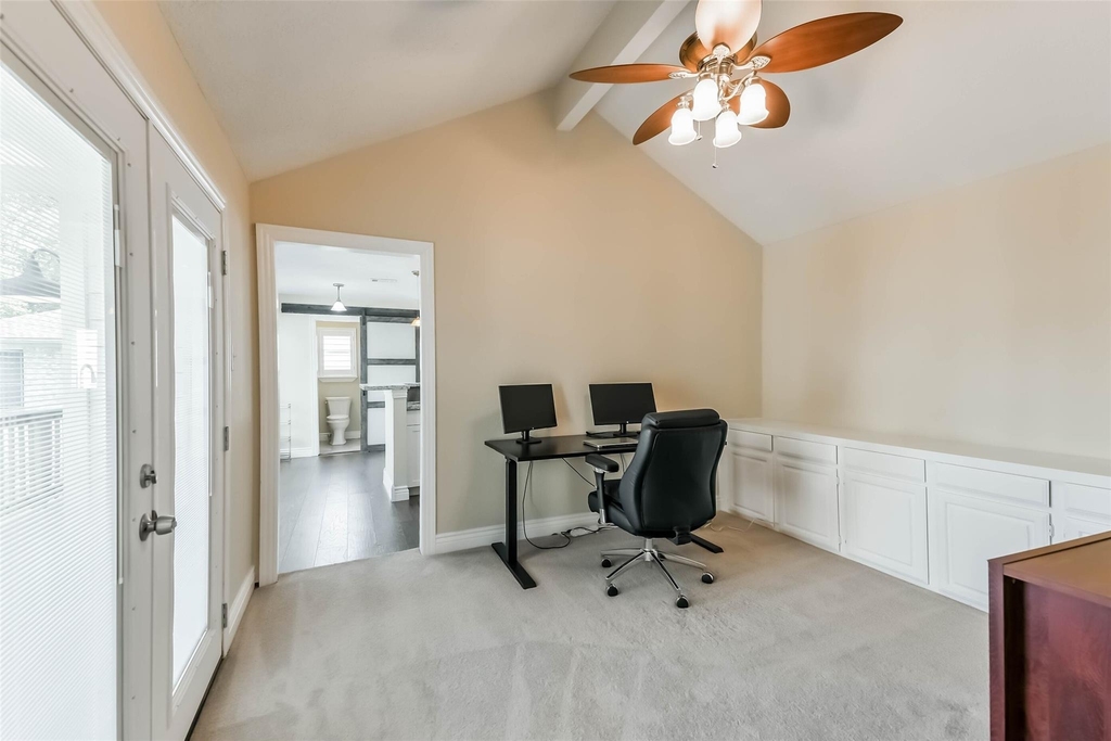 3911 Cherry Forest Drive - Photo 32