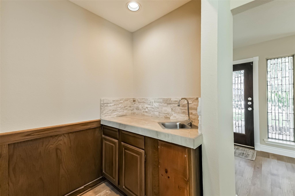 3911 Cherry Forest Drive - Photo 8