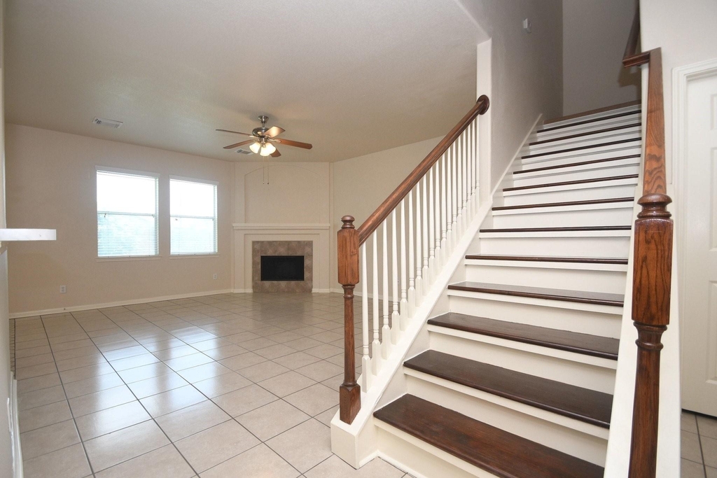 13111 Rippling Creek Lane - Photo 3