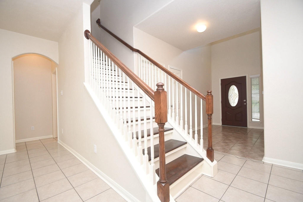13111 Rippling Creek Lane - Photo 8