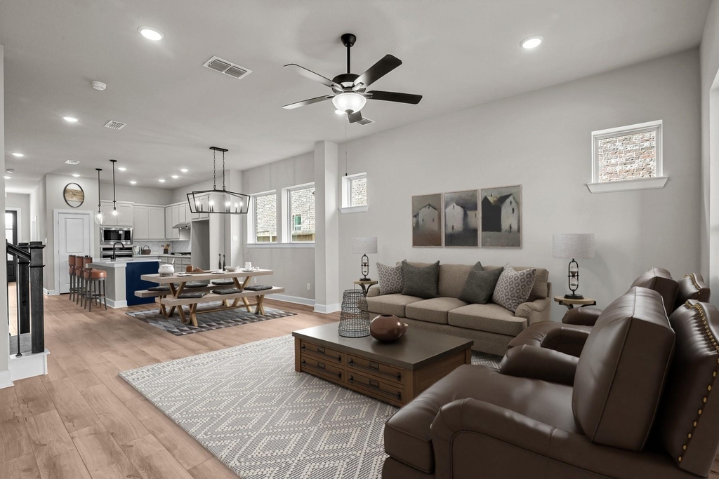 210 Ginger Street - Photo 2
