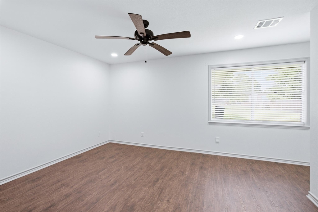 32242 Sky Lakes Drive - Photo 13