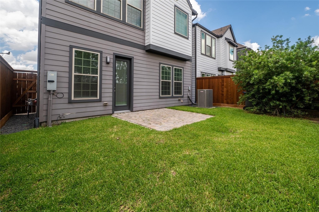 963 Lilly Flower Lane - Photo 9
