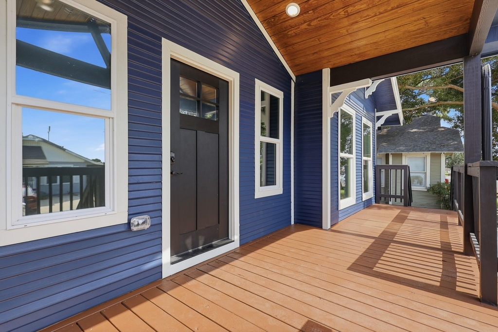 105 Opal Court - Photo 2