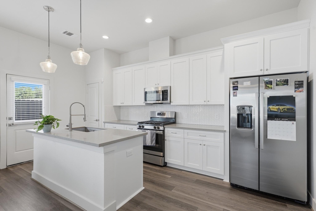5264 Texas Street - Photo 8