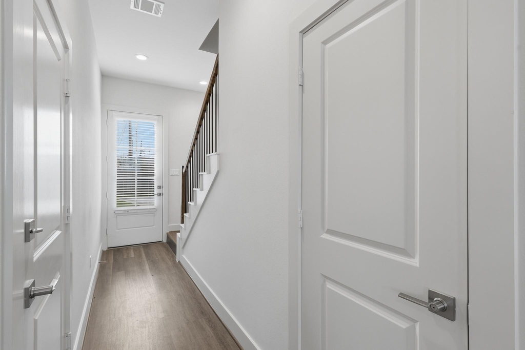 5264 Texas Street - Photo 3