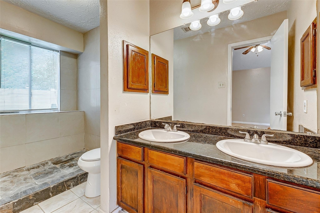 2010 Hickory Glen Drive - Photo 21