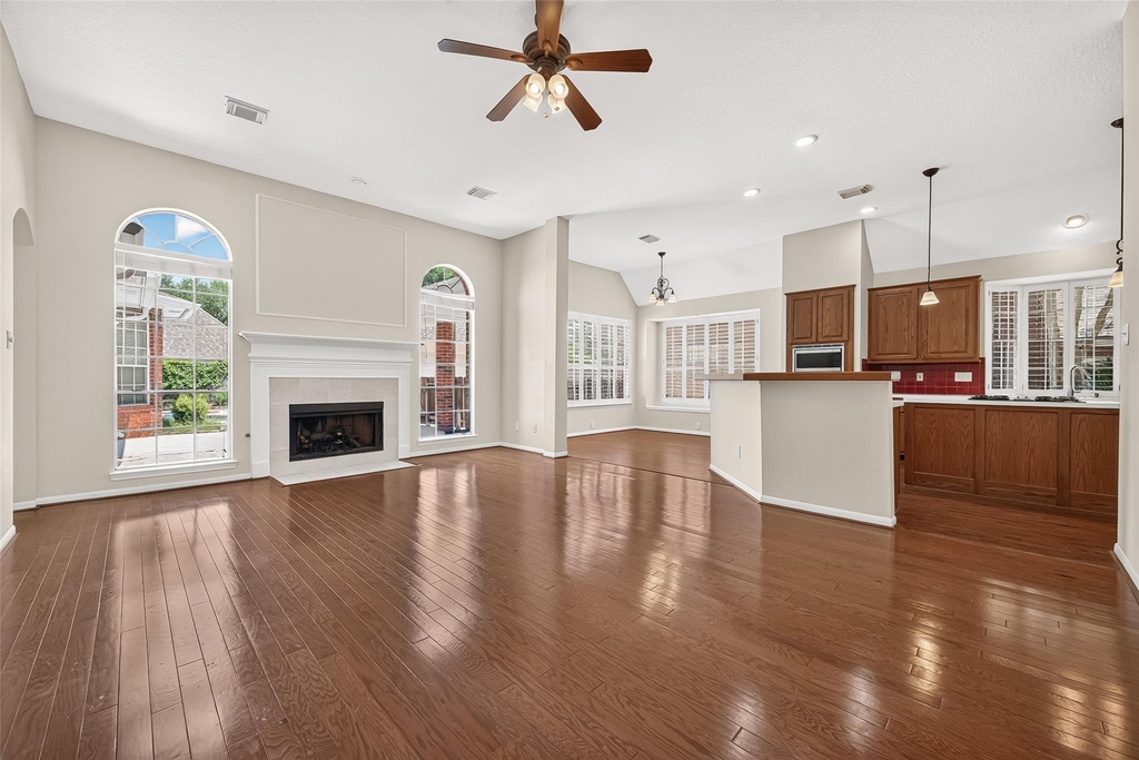3215 Quiet Lake Drive - Photo 2